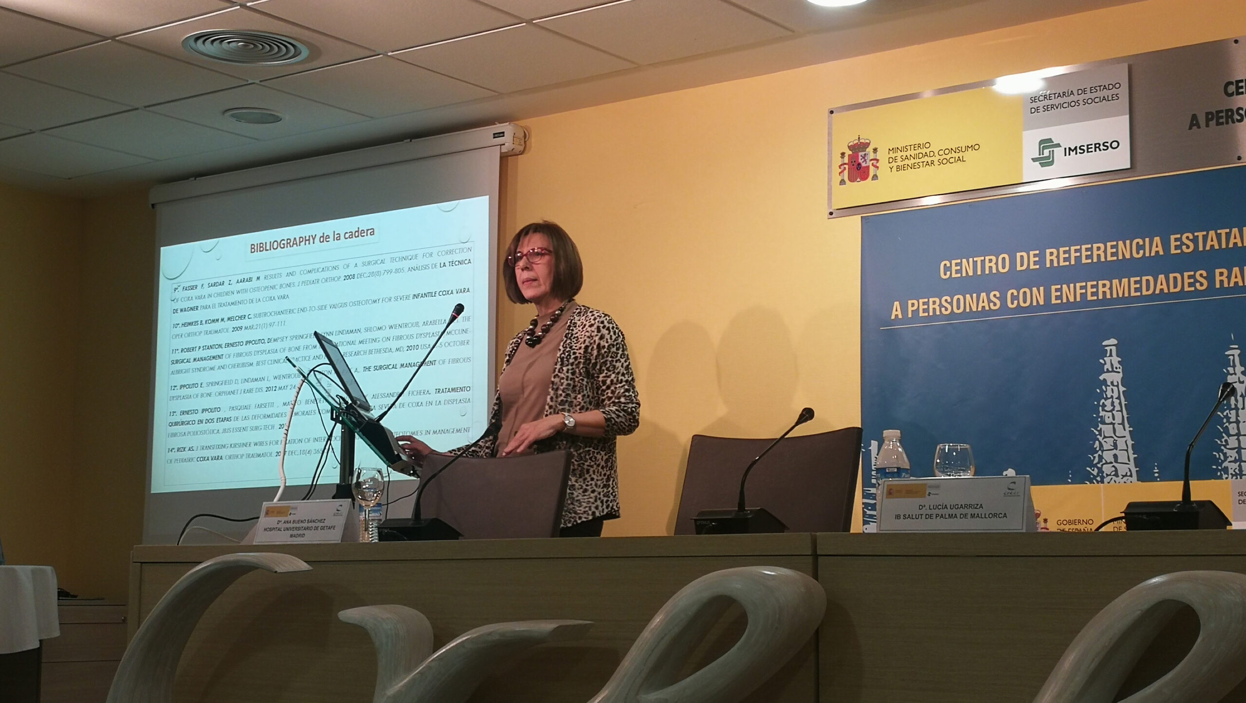 Dra. Ana María Bueno Sánchez